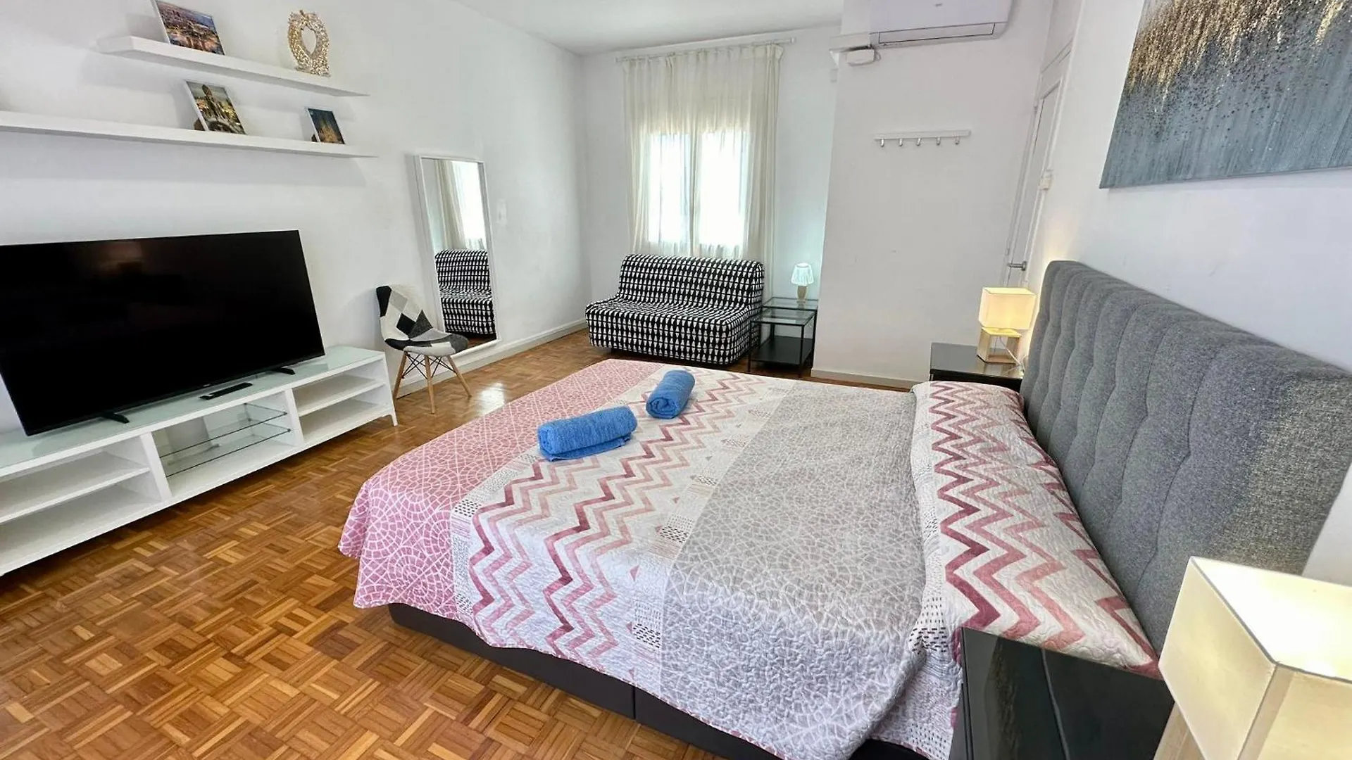 Rambla Rooms location